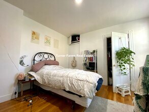 205 Hillside St, Unit 1 in Boston, MA - Building Photo - Building Photo