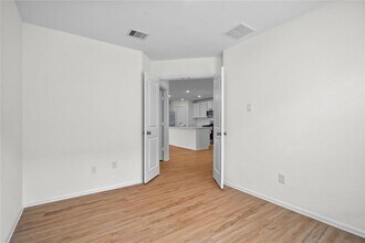 5111 Sunvalley Bend Dr in Katy, TX - Building Photo - Building Photo