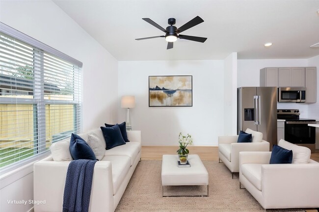 property at 2035 Longmire Villas Ct