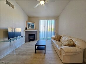 4960 Harrison Dr, Unit 229 in Las Vegas, NV - Building Photo - Building Photo