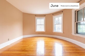 Private bedroom in 6 bed/2 bath Home in Boston, MA - Building Photo - Building Photo