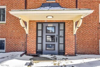 5235 State Rd-Unit -1 in Parma, OH - Building Photo - Building Photo