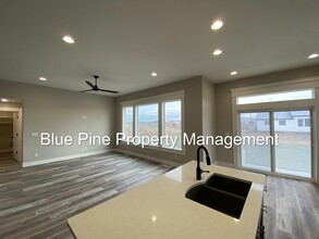 3840 Ventura Ave in Idaho Falls, ID - Building Photo - Building Photo