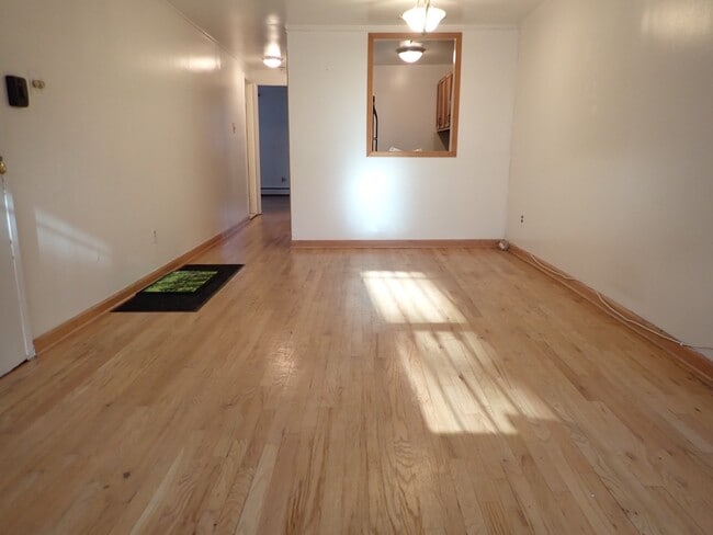 326 Carlton Ave in Brooklyn, NY - Building Photo - Building Photo