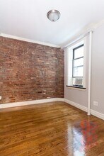 340 E 18th St in New York, NY - Building Photo - Building Photo