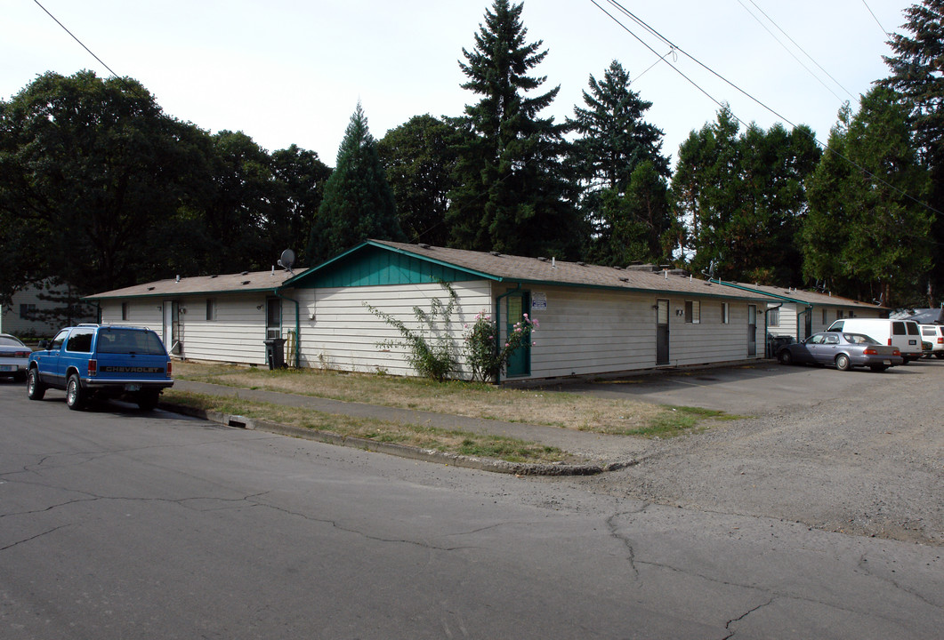 2235-2247 Lee St SE in Salem, OR - Building Photo