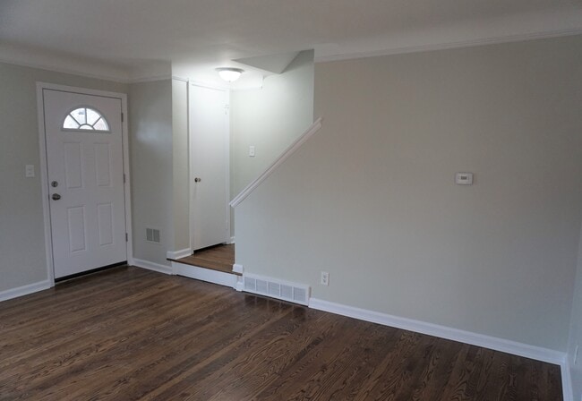 340 Parkview Dr in Plymouth, MI - Building Photo - Building Photo