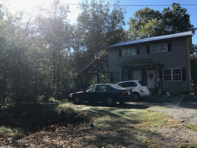 3 DUPLEXES 6 UNITS in La Fayette, GA - Building Photo - Other