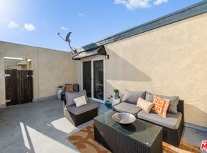 1127 12th St in Santa Monica, CA - Building Photo - Building Photo