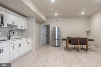 402 Mdw Crk Dr in Bowie, MD - Building Photo - Building Photo