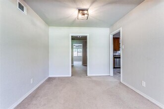 632 Sherwood Dr in Richardson, TX - Building Photo - Building Photo