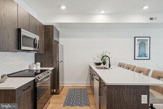 1419 W Grange Ave in Philadelphia, PA - Building Photo - Building Photo