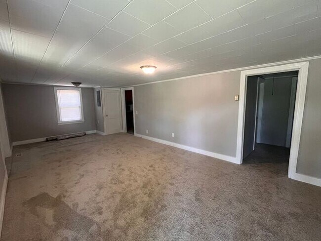 735 NC-24 in Cameron, NC - Building Photo - Building Photo