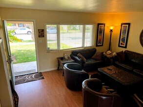 1722 Alvarado St in Oceanside, CA - Building Photo - Building Photo