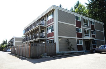 Arbor Villa Apartments in Edmonds, WA - Foto de edificio - Building Photo