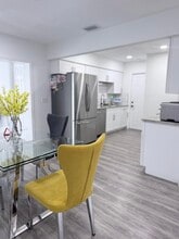 302 SW Whitmore Dr in Port St. Lucie, FL - Building Photo - Building Photo