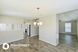 5106 Lakebend E Dr in San Antonio, TX - Building Photo - Building Photo