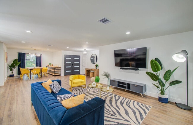 property at 5407 Ariel St