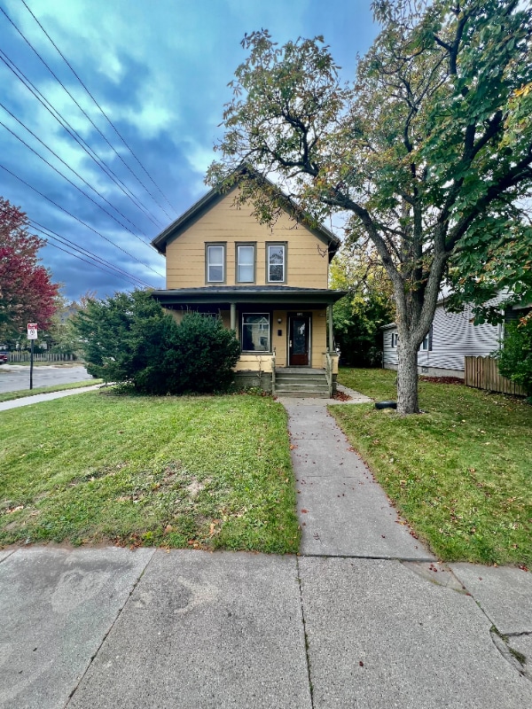 property at 2129 N 8th St