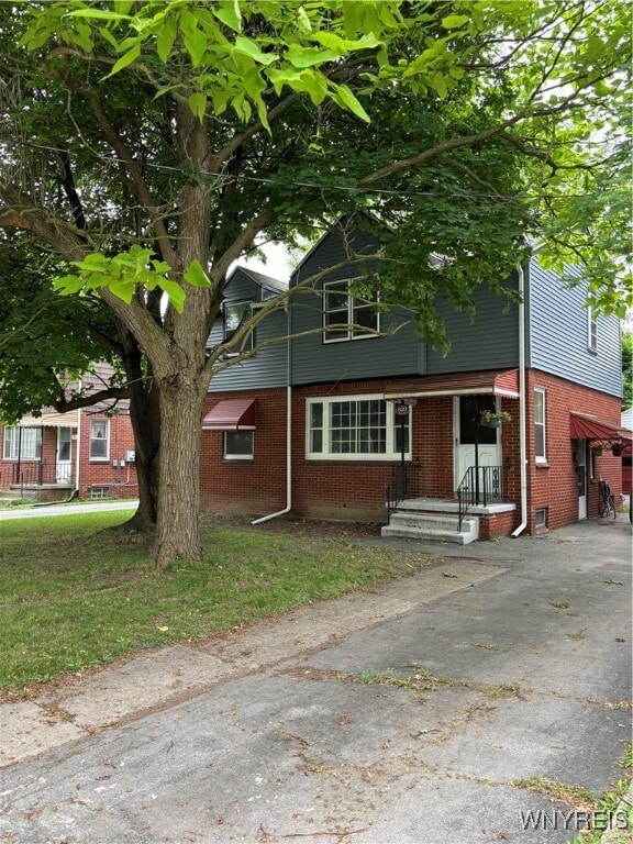 property at 620 Beach Rd