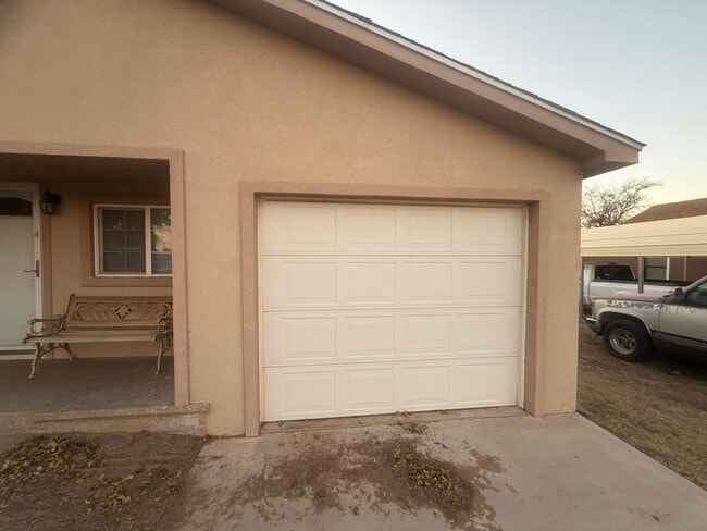 315 N Maple St in Carlsbad, NM - Building Photo - Building Photo