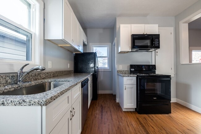 property at 314 N 8th St