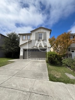 49 Pelican Dr in Watsonville, CA - Building Photo