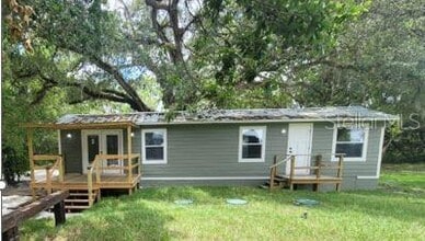 198 Broad St in Masaryktown, FL - Building Photo - Building Photo