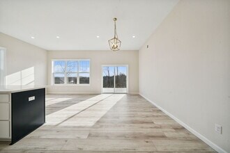 2217 Lebanon Dr in McKeesport, PA - Building Photo - Building Photo