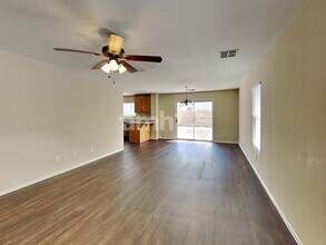 6387 Coral Flower Ct in Las Vegas, NV - Building Photo - Building Photo