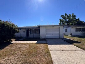 5140 Panorama Ave in Holiday, FL - Building Photo