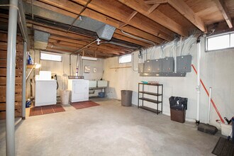 3036 Carskaddon Ave, Unit #2 in Toledo, OH - Building Photo - Building Photo