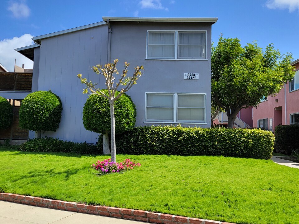 3708 Corinth Ave, Unit Corinth in Los Angeles, CA - Building Photo