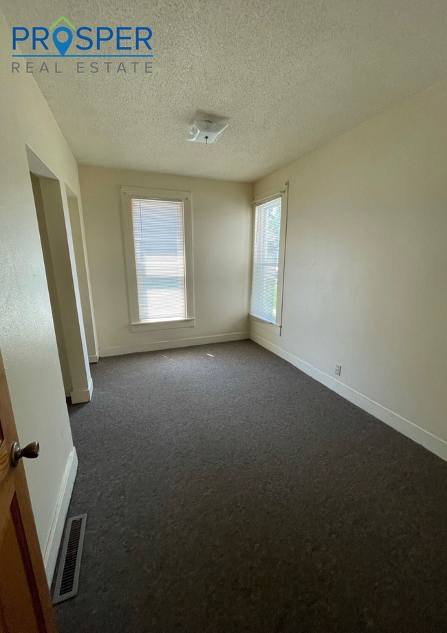 property at 315 9th Ave