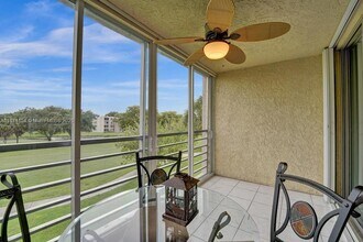 1911 Sabal Palm Dr in Davie, FL - Building Photo - Building Photo