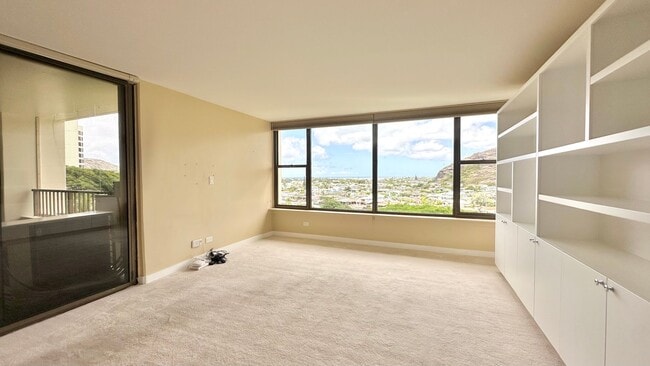 6710 Hawaii Kai Dr