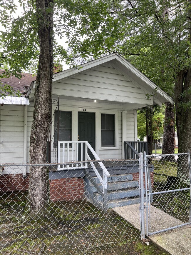 1317 Stroud Ave Gadsden, AL Rental Homes and Apartments for Rent