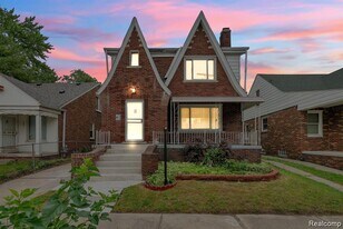 15852 Washburn St in Detroit, MI - Building Photo