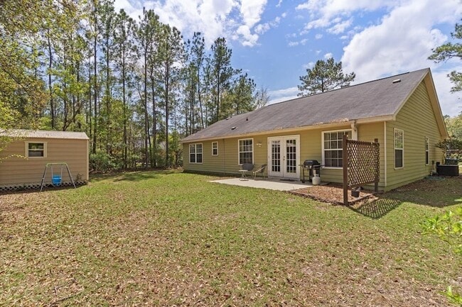 39 Chestnut Ln in Crawfordville, FL - Building Photo - Building Photo