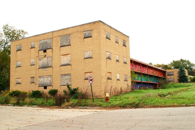 Elmira apartments in Detroit, MI - Building Photo - Building Photo