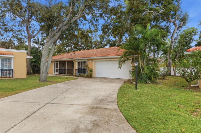 131 2nd Ave E in Palmetto, FL - Foto de edificio - Building Photo