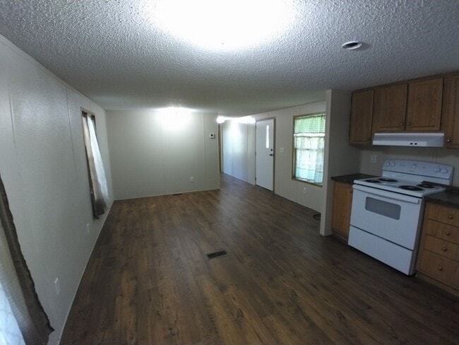 1290 Claude Kelly Rd in Deridder, LA - Building Photo - Building Photo