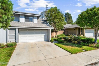 13 Heather Hill Ln in Laguna Hills, CA - Building Photo - Building Photo