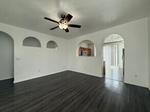 732 Skipton Dr W in North Salt Lake, UT - Building Photo - Building Photo