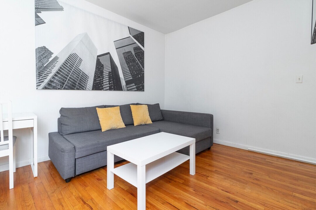 315-317 East 95th Street-SI ID1032046P, Unit SI ID1032046P in New York, NY - Foto de edificio