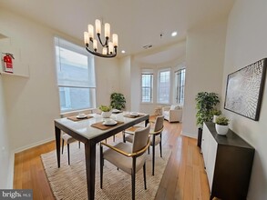 1422 Willington St, Unit 3A in Philadelphia, PA - Foto de edificio - Building Photo