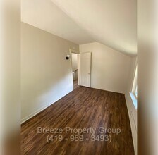 142 S Detroit Ave in Toledo, OH - Building Photo - Building Photo