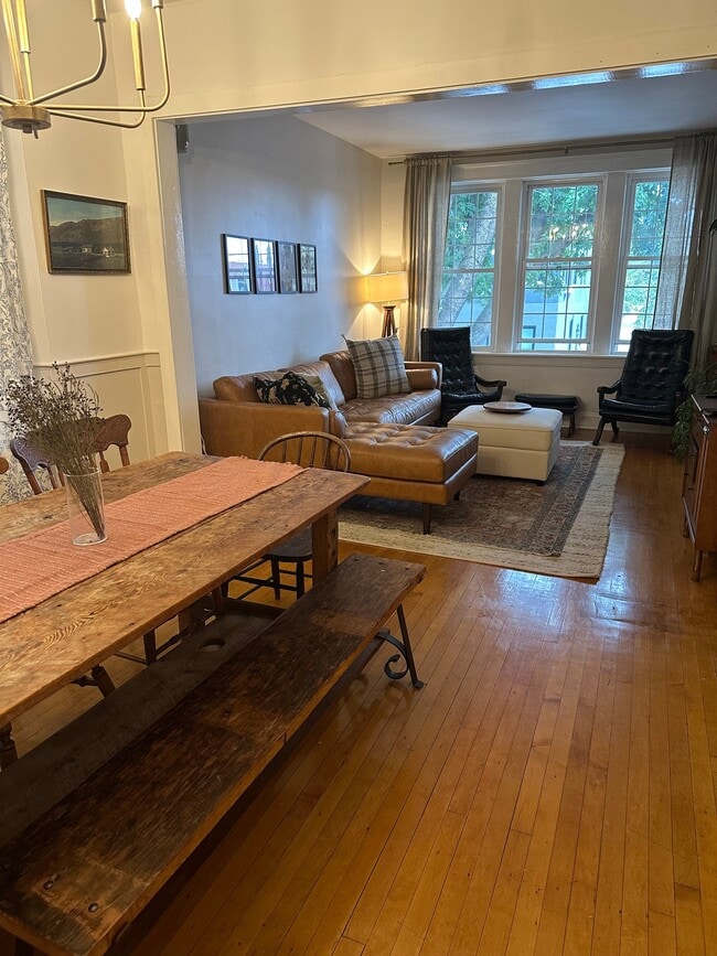 2333 S Hoyne Ave, Unit 3 in Chicago, IL - Foto de edificio - Building Photo