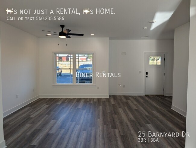 property at 25 Barnyard Dr