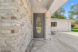 1611 Drexel Dr in Katy, TX - Building Photo - Building Photo